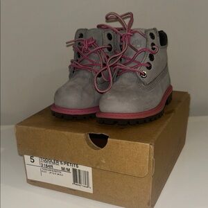 Timberland Kids Boots in Gray and Pink
